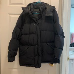 Barely used Aritzia TNA Winter coat, size Medium